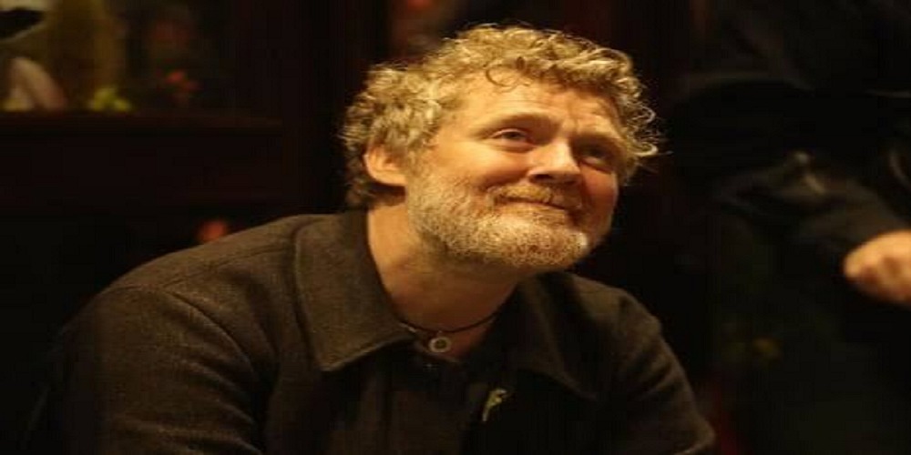 Glen Hansard Net Worth: Career, Earnings & Success Story